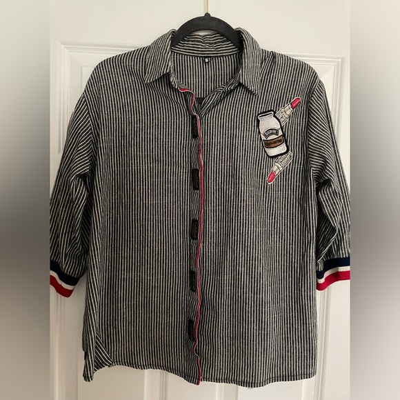 NEVER WORN!! MADE IN SOUTH KOREA shirt - Picture 3 of 9